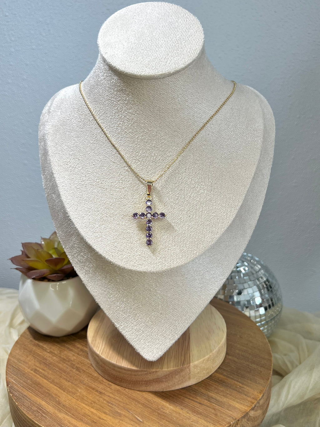 Fe Necklace