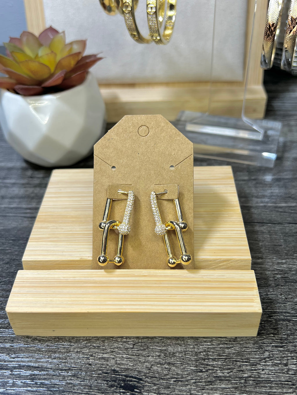 Tiff dangle earrings