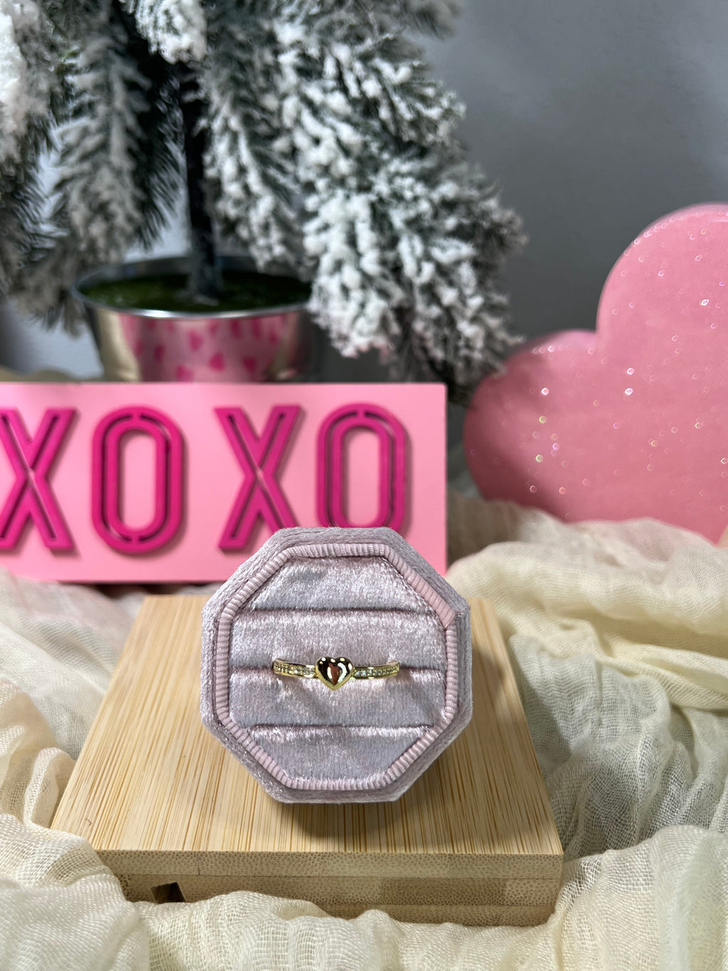 Adore Ring