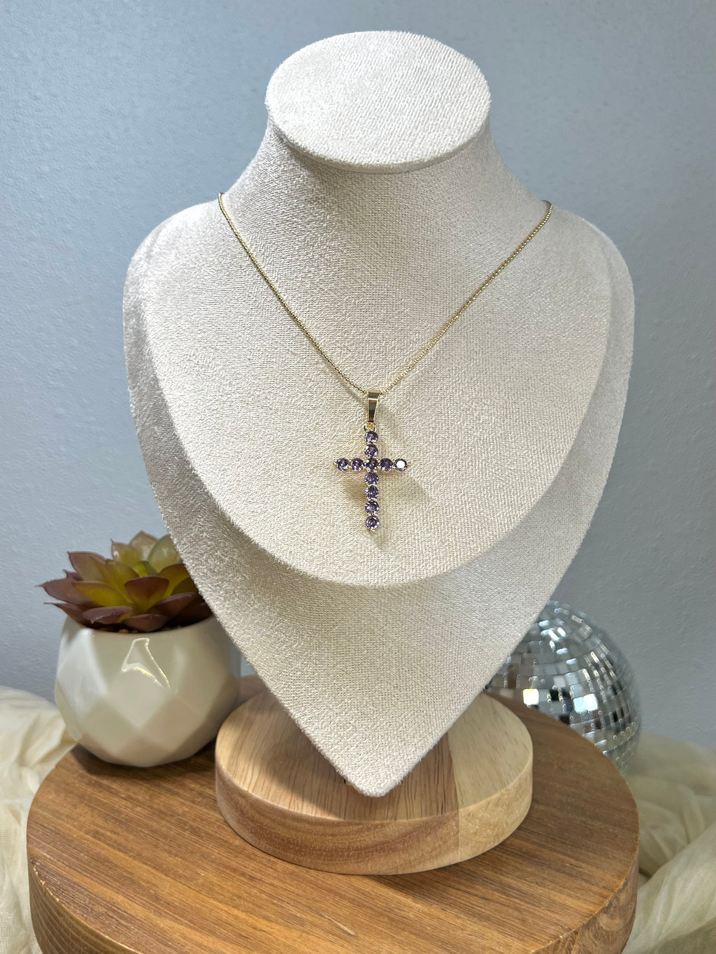 Fe Necklace