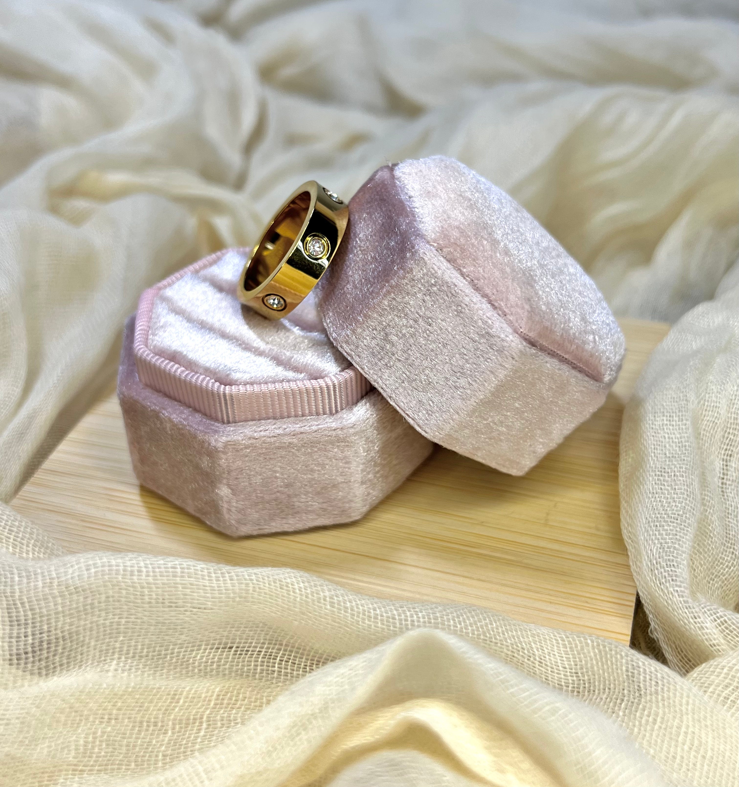 Love Ring